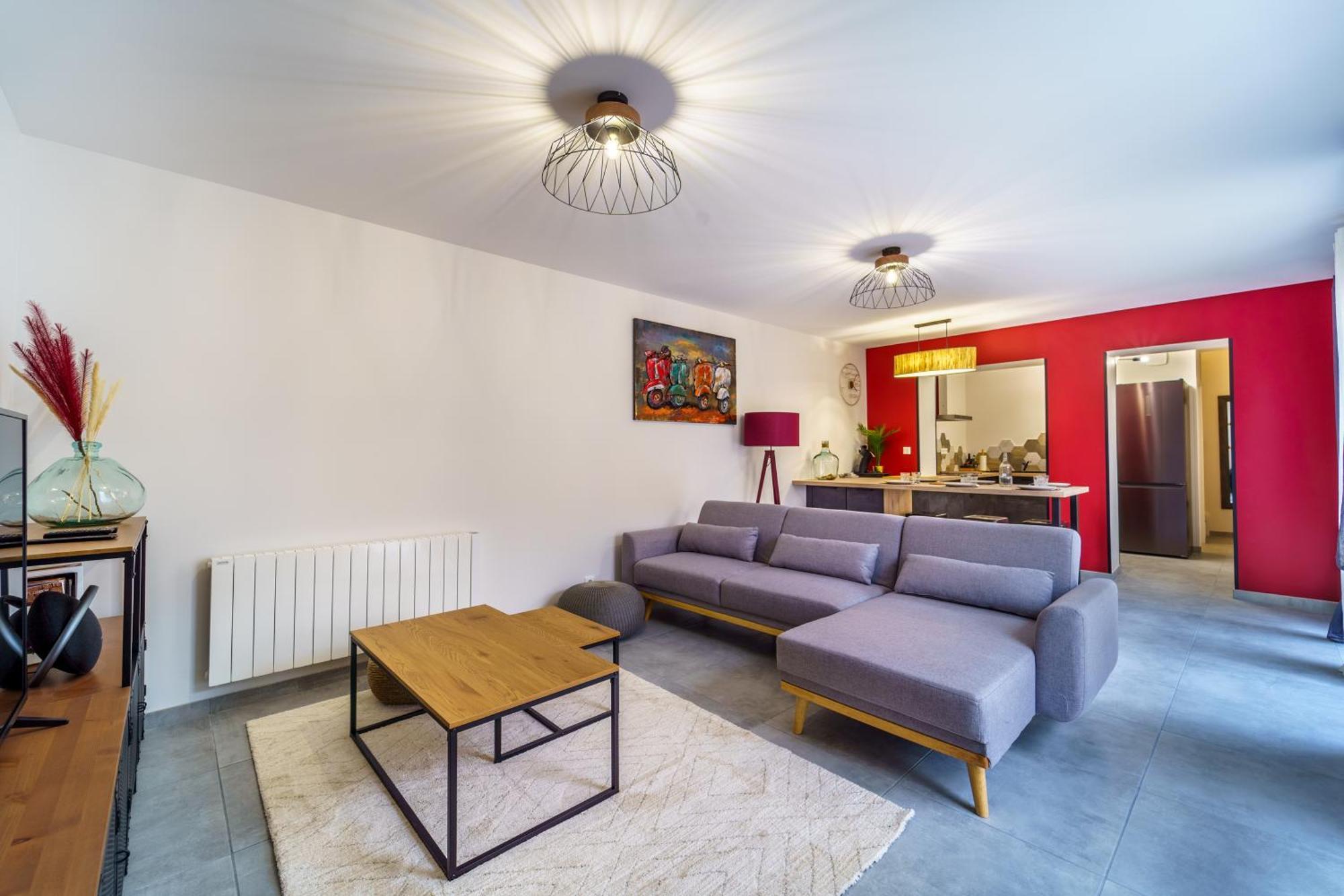 Maison Calme Avec Terrasse Garage Centre-ville B Holiday home